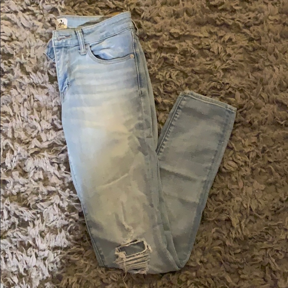 Light Wash Jeans